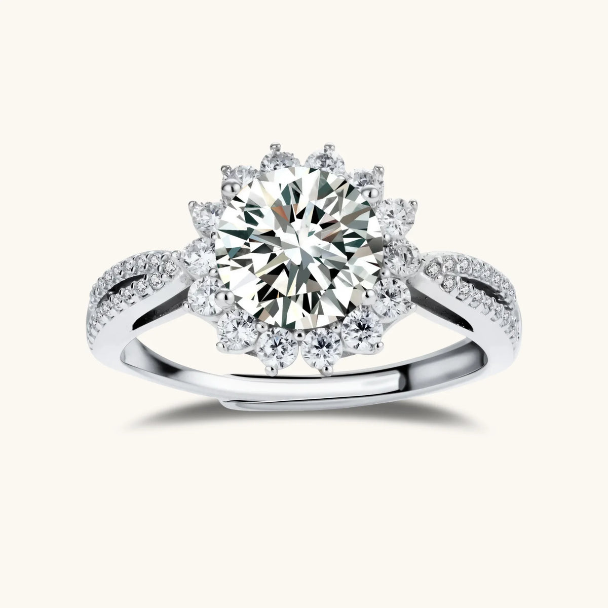 Photo 1 — Bague Halo stellaire en moissanite