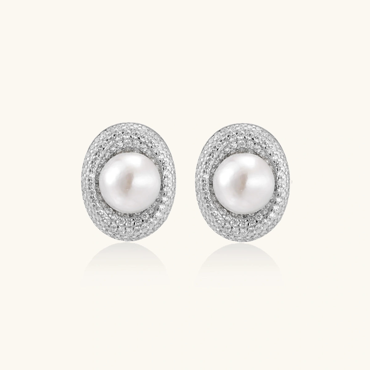 Photo 2 — Boucles d’oreilles puces Halo de perles
