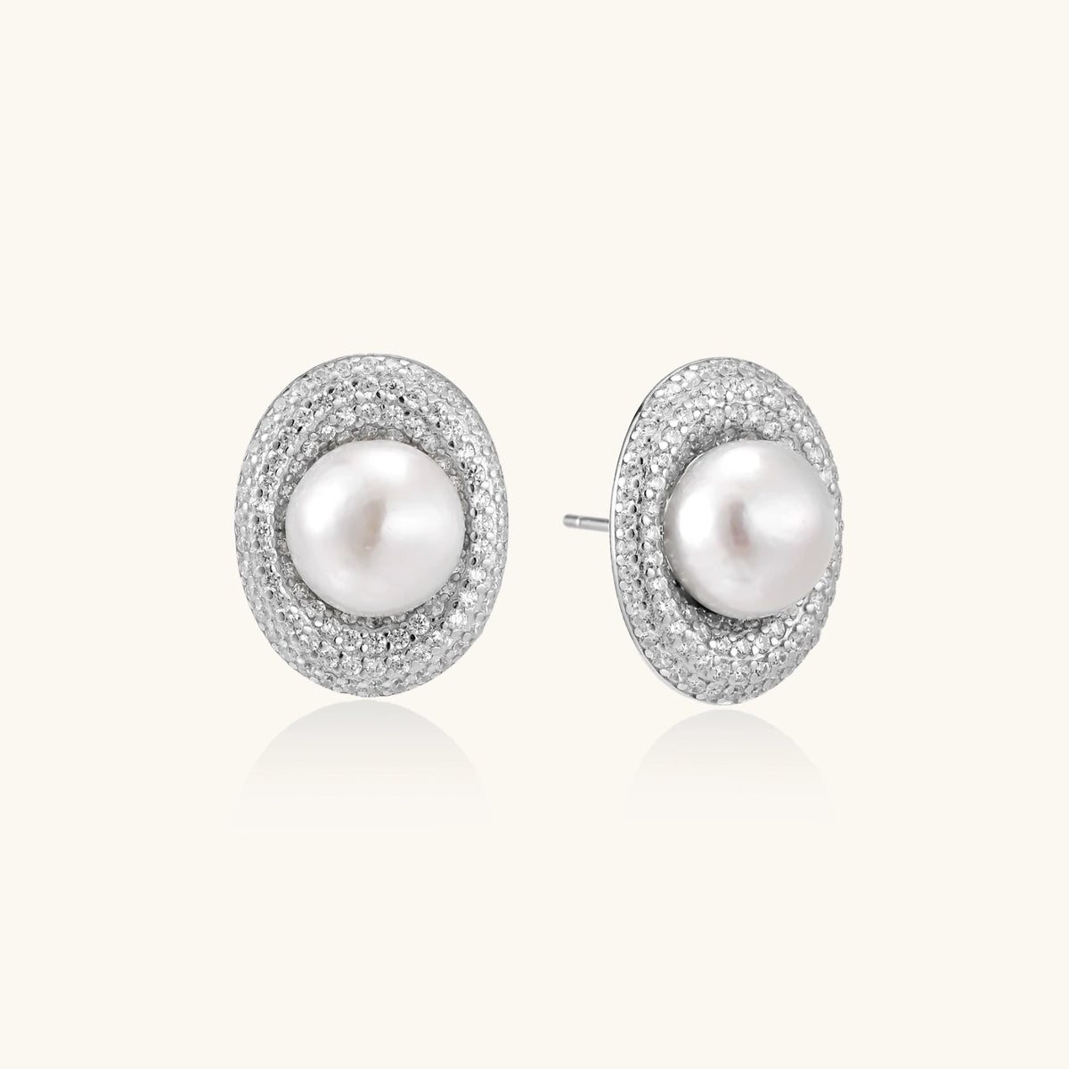 Photo 1 — Boucles d’oreilles puces Halo de perles