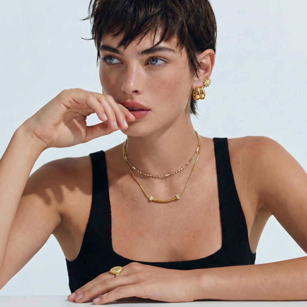 Curved Spark Bar Necklace jewelry product image